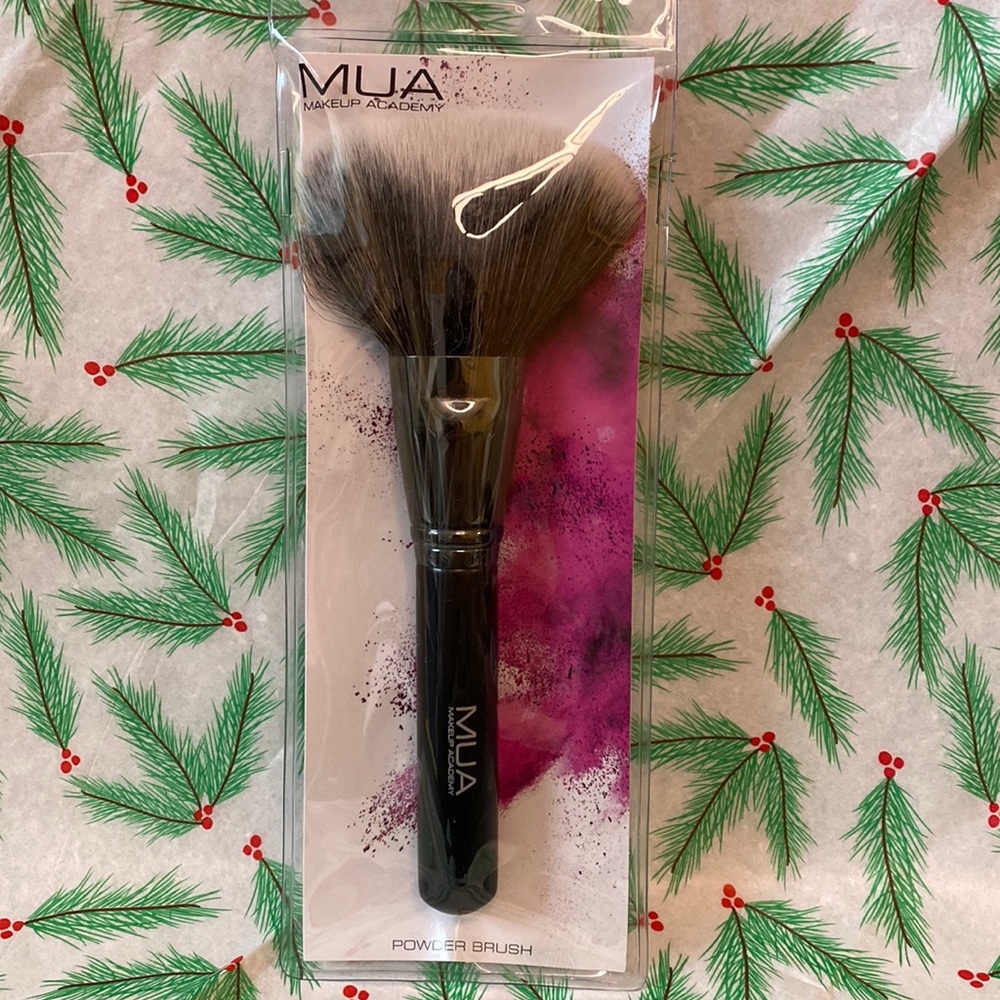 Mua Powder Brush